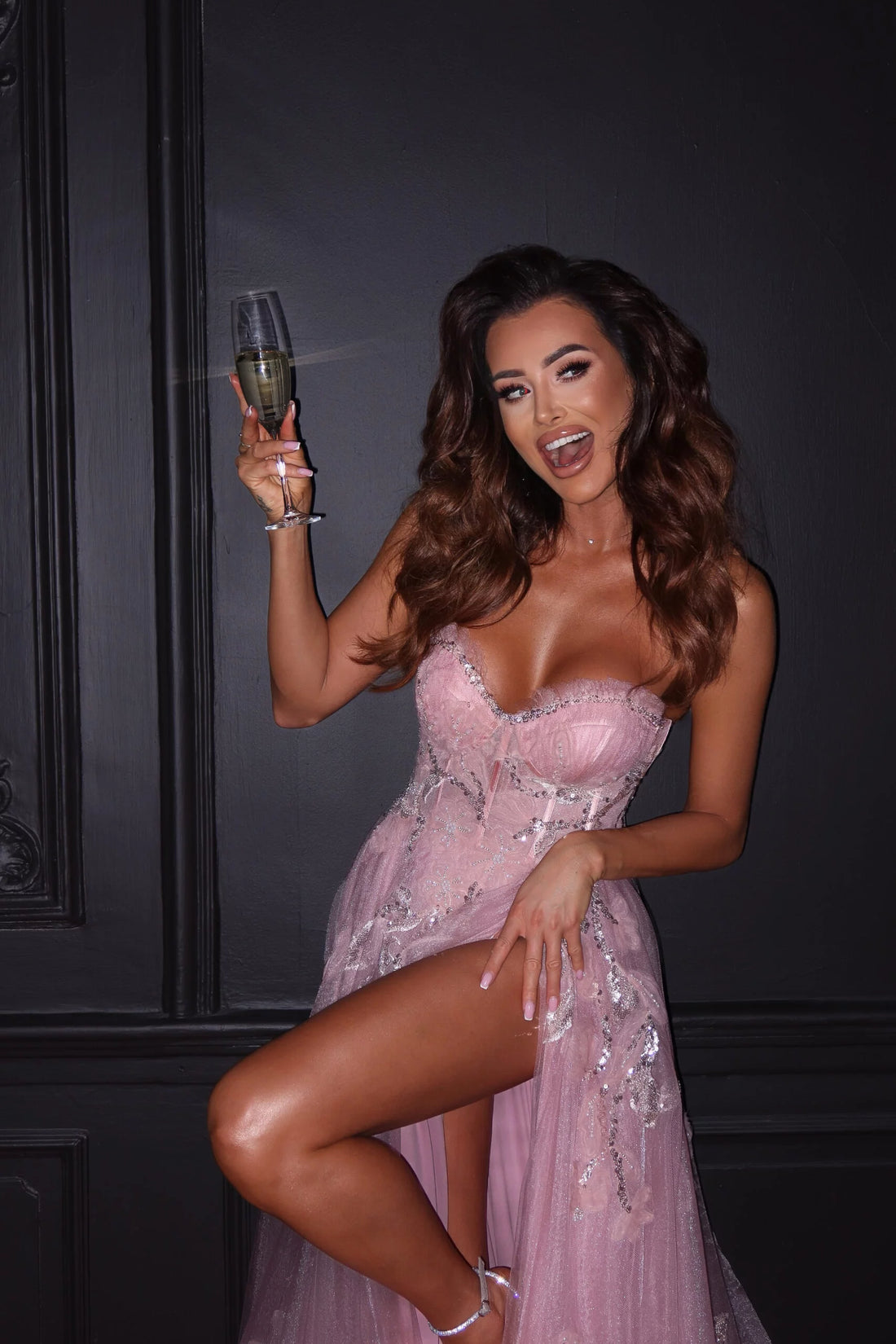 Flared tulle dress in powder pink color – Pink Wintess