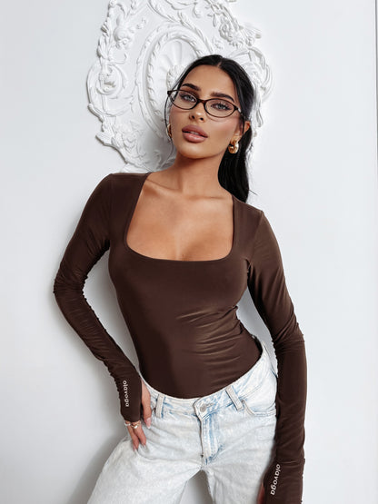 ETERNAL GRACE fitted bodysuit chocolate